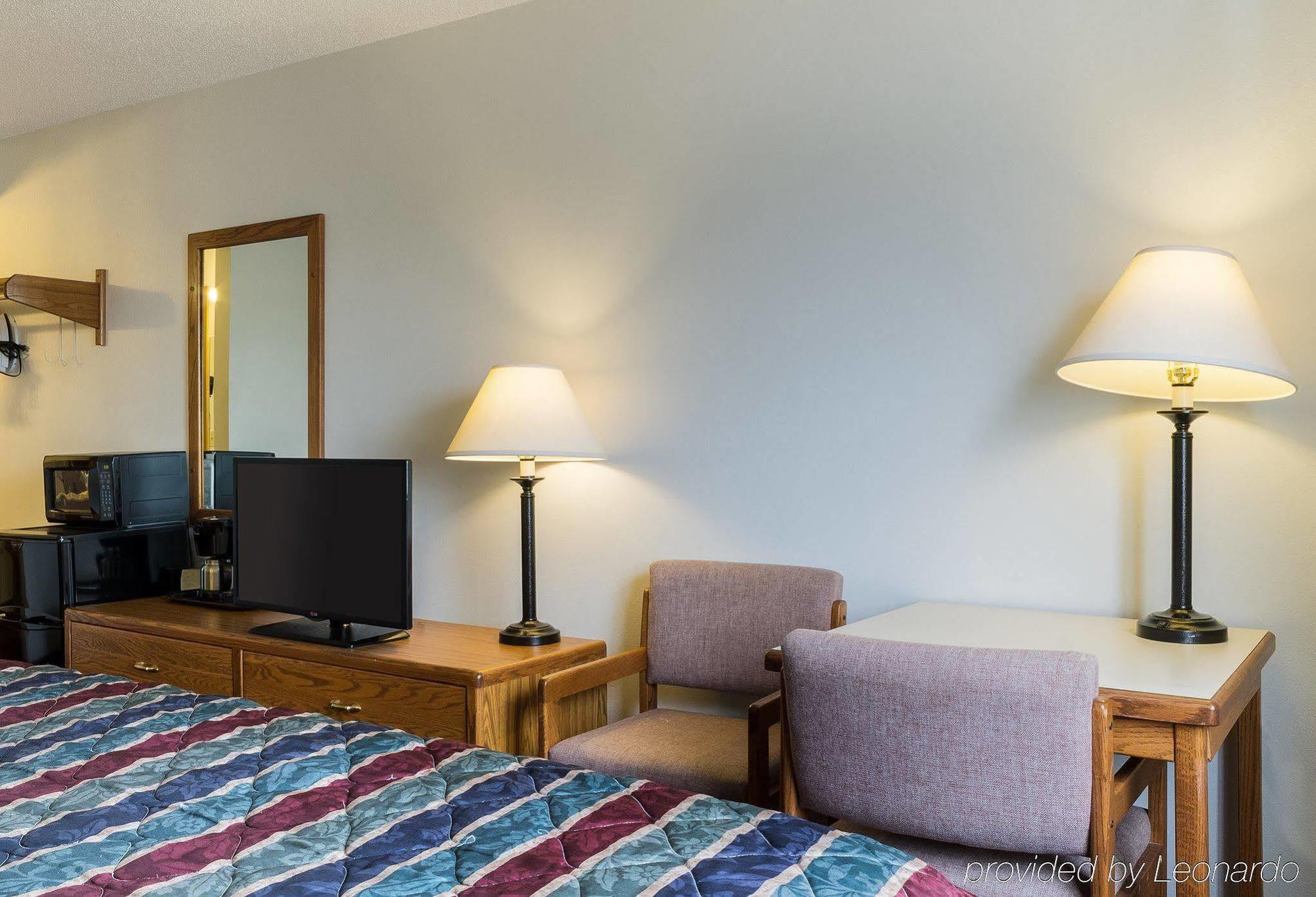 Travelodge By Wyndham Spearfish Kültér fotó