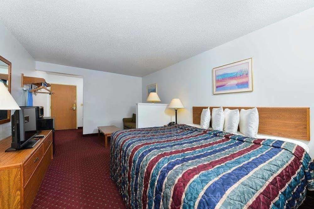 Travelodge By Wyndham Spearfish Kültér fotó