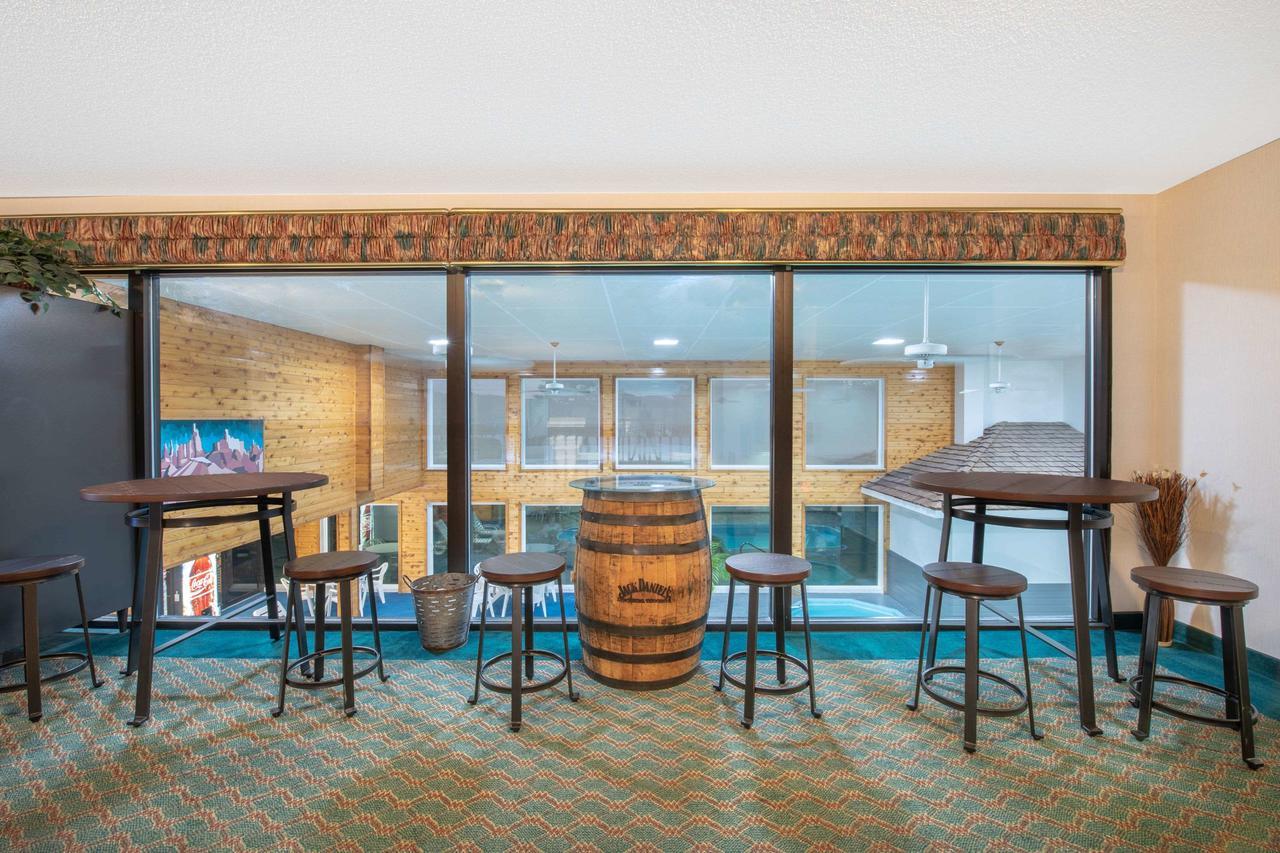 Travelodge By Wyndham Spearfish Kültér fotó